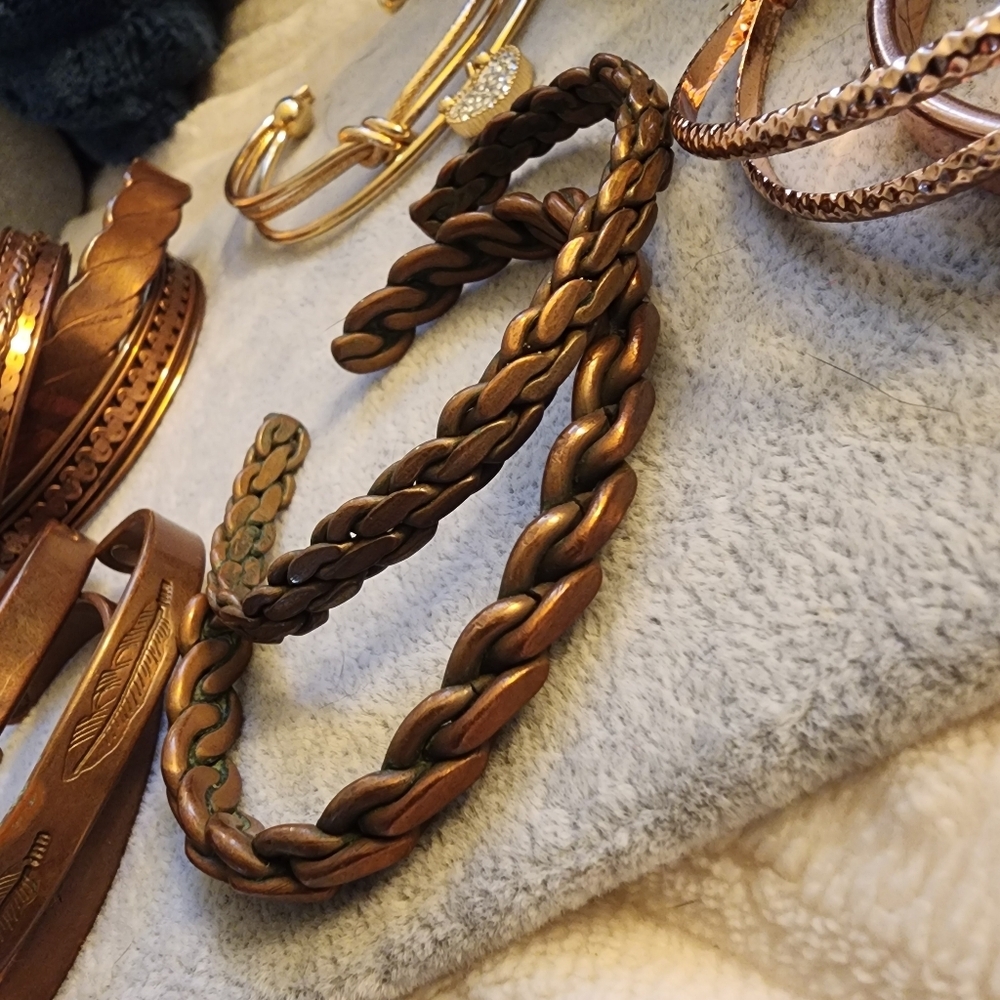 16 Cuff Bracelet Lot Vintage to Now Copper Costume Sarah Coventry Mary Kay Stack - Picture 4 of 16